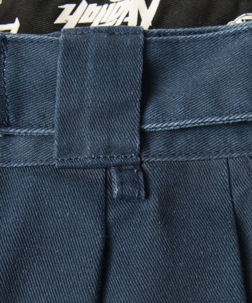 Dickies（ディッキーズ）の「DICKIES BELTED 2TUCK PANTS ディッキーズベルテッドツータックパンツ（その他パンツ・レディース・グレー/カーキ/ネイビー・0/1）」の8枚目の写真