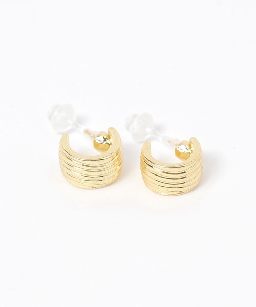 LAKOLE(ラコレ)の「ワイドグルーブライン樹脂ポストピアス / 318909(ピアス(両耳用)・レディース・その他1/その他2・FREE)」の2枚目の写真