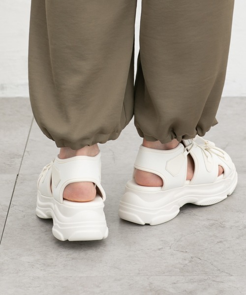 Honeys（ハニーズ）の「コード付スポーツサンダル（サンダル・レディース・アイボリー/グレー/ブラック×ホワイト・L/M/S/LL）」の6枚目の写真