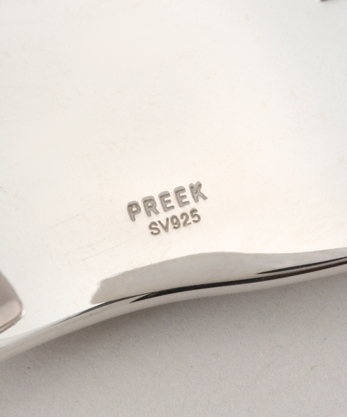 FRAMeWORK(フレームワーク)の「PREEK/プリーク SQUARE STONE WIDE バングル(ブレスレット・レディース・グリーン・FREE)」の4枚目の写真