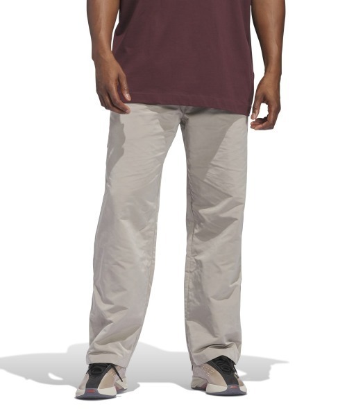 adidas（アディダス）の「adidas BASKETBALL WOVEN SL PANT（アディダス バスケットボール ウーブンパンツ（ジェンダーニュートラル））（その他パンツ・メンズ・ベージュ系・MEDIUM/LARGE/X-LARGE）」の5枚目の写真