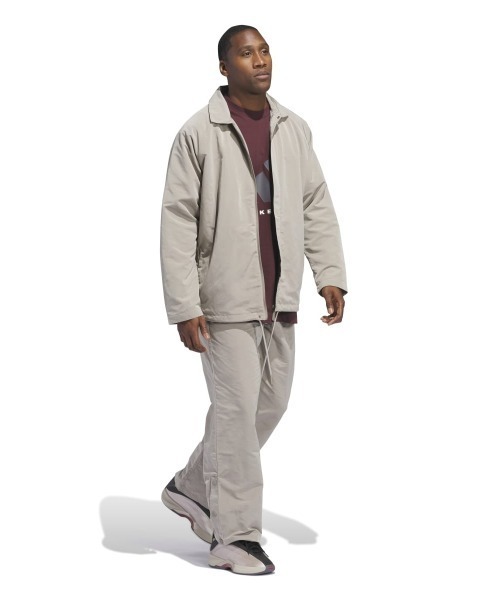 adidas（アディダス）の「adidas BASKETBALL WOVEN SL PANT（アディダス バスケットボール ウーブンパンツ（ジェンダーニュートラル））（その他パンツ・メンズ・ベージュ系・MEDIUM/LARGE/X-LARGE）」の4枚目の写真