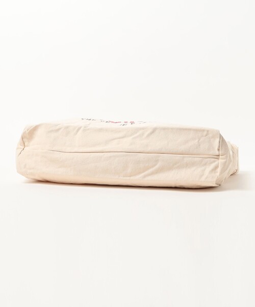 BEAMS HEART（ビームスハート）の「キャンバス ニュースペーパー バッグ【ユニセックス】（ショルダーバッグ・メンズ・オフホワイト・ONE SIZE）」の4枚目の写真