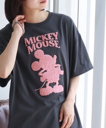 【Disney/ディズニー】アートワークデザイン サガラ刺繍 半袖Tシャツ
