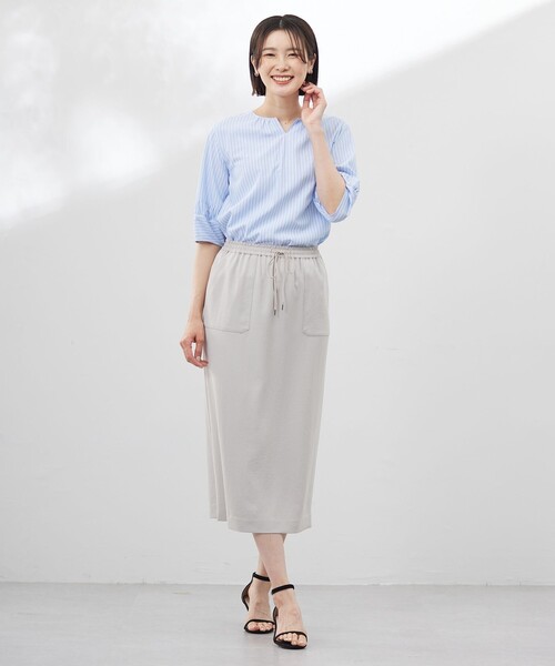 J.PRESS Ladies(J.プレス レディス)の「【WEB限定・洗える】ストライプ キーネック ブラウス(シャツ/ブラウス・レディース・サックスブルー系1/イエロー系1・XS)」の5枚目の写真