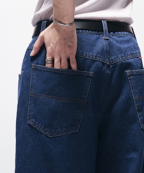 Adoon plain（アドーンプレーン）の「CENTER SEAM WIDE DENIM PANTS / センターシームタックワイドデニムパンツ（デニムパンツ・メンズ・インディゴブルー/ブルー・SMALL/MEDIUM/LARGE）」の13枚目の写真