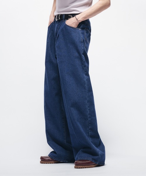 Adoon plain（アドーンプレーン）の「CENTER SEAM WIDE DENIM PANTS / センターシームタックワイドデニムパンツ（デニムパンツ・メンズ・インディゴブルー/ブルー・SMALL/MEDIUM/LARGE）」の3枚目の写真