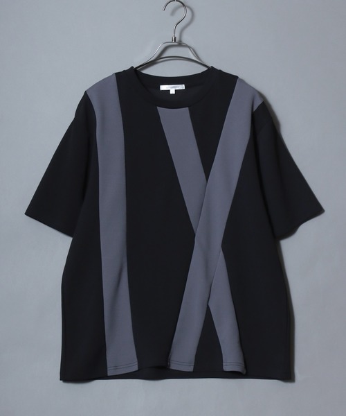 ANPAS(アンパス)の「Textured Panel Short-Sleeve T-Shirt/アムンゼン 梨地切替半袖Tシャツ メンズ レディース カットソー モノトーン きれいめカジュアル(Tシャツ/カットソー・メンズ・ホワイト系その他/ホワイト系その他3/ブラック系その他2/ブラック系その他/ホワイト系その他2/ブラック系その他3/ホワイト系その他4/ブラック系その他5/ブラック系その他4/ブラック系その他6/ホワイト系その他5/ホワイト系その他6・M/L)」の11枚目の写真
