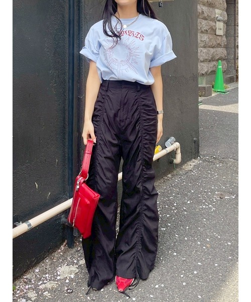 EVRIS（エヴリス）の「フロントSUNNY BIG Tシャツ（Tシャツ/カットソー・レディース・ホワイト/ネイビー/ブラック/ブルー・FREE）」の15枚目の写真