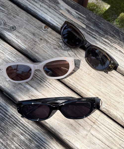 Peony（ピオニー）の「【Peony/ピオニー】/フォックス型　Y2K サングラス（サングラス・レディース・ブラック/カーキ/ベージュ・FREE）」の3枚目の写真