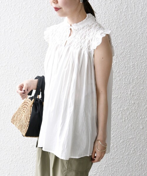 SHIPS for women / シップスウィメン SHIPS any:〈洗濯機可能〉ハンドスモッキング コットン フリル スタンドカラー ブラウス SHIPS｜SHIPS any:<洗濯機可能>ハンドスモッキング コットン