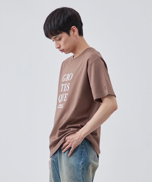 B.C STOCK(ベーセーストック)の「シルケット加工 フレンチロゴ クルーネックTシャツ(Tシャツ/カットソー・メンズ・ブラック/ブラウン/ホワイト系その他/ホワイト・LARGE/MEDIUM)」の15枚目の写真