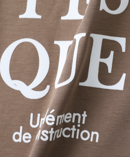 B.C STOCK(ベーセーストック)の「シルケット加工 フレンチロゴ クルーネックTシャツ(Tシャツ/カットソー・メンズ・ブラック/ブラウン/ホワイト系その他/ホワイト・LARGE/MEDIUM)」の9枚目の写真