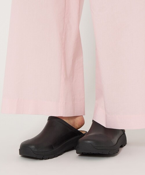 AIGLE(エーグル)の「<AIGLE>コーレイ クロッグ(スリッポン・レディース・ブラック・38/36/37/39)」の2枚目の写真