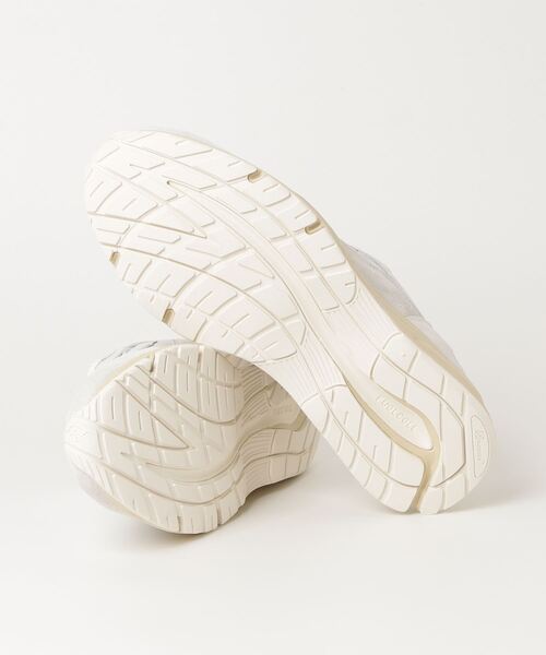 NEW BALANCE(ニューバランス)の「U991 OW2(スニーカー・メンズ・ホワイト・27.0cm/27.5cm/28.0cm/26.5cm/25.0cm/25.5cm/28.5cm/29.0cm)」の3枚目の写真