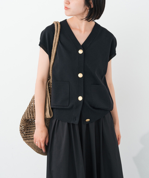 Spick & Span（スピックアンドスパン）の「《WEB限定追加3》ウォッシャブルVネックニットベスト（ベスト・レディース・ブラック/ホワイト・FREE）」の13枚目の写真