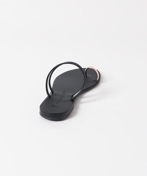 URBAN RESEARCH Sonny Label（アーバンリサーチサニーレーベル）の「NICOLAS LAINAS　サムリングクリアサンダル（サンダル・レディース・ゴールド系その他/ゴールド・38/37）」の7枚目の写真