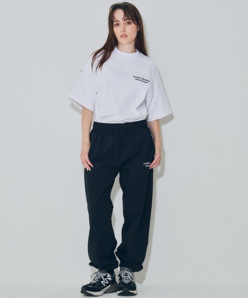 EMMA NOVEMBER　（エマノーヴェンバー）の「Embroidery オープンエンド Tシャツ（Tシャツ/カットソー・メンズ・ブラック×ホワイト/ホワイト×ブラック/ホワイト×ホワイト/ブラック×ブラック・1/2/3）」の11枚目の写真