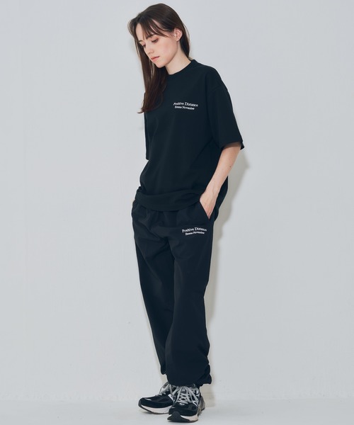 EMMA NOVEMBER　（エマノーヴェンバー）の「Embroidery オープンエンド Tシャツ（Tシャツ/カットソー・メンズ・ブラック×ホワイト/ホワイト×ブラック/ホワイト×ホワイト/ブラック×ブラック・1/2/3）」の19枚目の写真