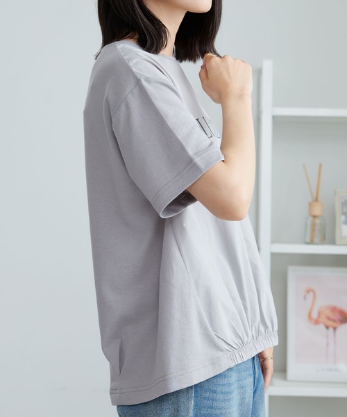 BELLUNA PLUS（ベルーナ）の「異素材切替ロゴプリントプルオーバー（Tシャツ/カットソー・レディース・ベージュ/チャコール/ライトグレー・X-LARGE/LARGE/MEDIUM）」の13枚目の写真