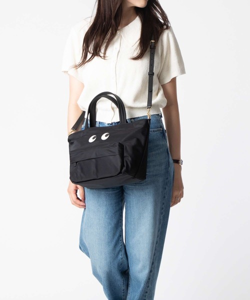 ANYA HINDMARCH（アニヤハインドマーチ）の「ANYA HINDMARCH E/W Tote Mini Eyes in ECONYLR regenerated Nylon アニヤハインドマーチ トートバッグ（トートバッグ・レディース・ブラック・FREE）」の3枚目の写真