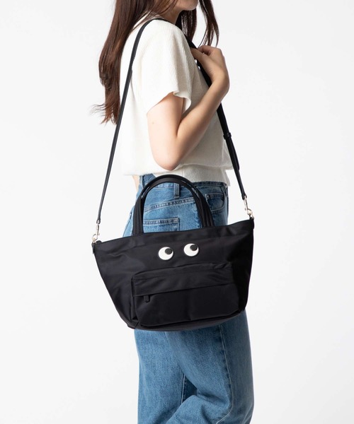 ANYA HINDMARCH（アニヤハインドマーチ）の「ANYA HINDMARCH E/W Tote Mini Eyes in ECONYLR regenerated Nylon アニヤハインドマーチ トートバッグ（トートバッグ・レディース・ブラック・FREE）」の4枚目の写真