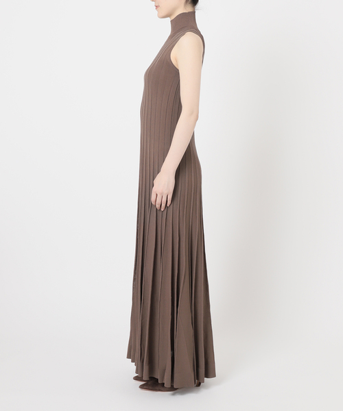 Noble（ノーブル）の「【NOBLE×L'AUBE BLANC】シアーワイドリブニットワンピース（ワンピース・レディース・ブラウン/ネイビー・36/38）」の17枚目の写真