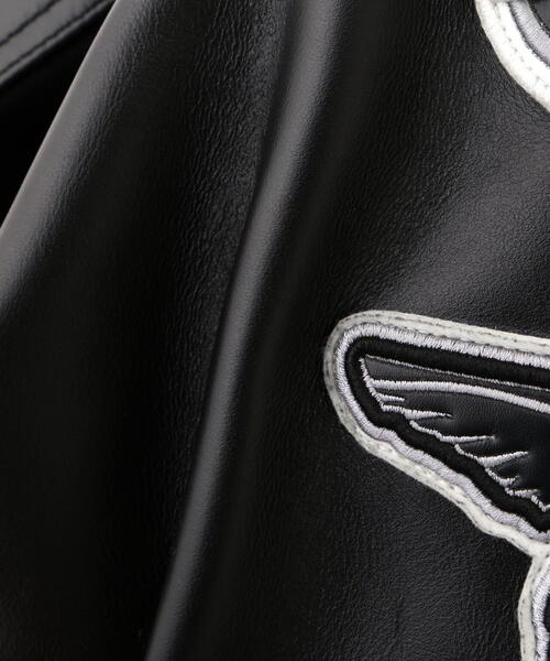 AVIREX(アヴィレックス)の「《50th Anniversary》GRAPHIC VARSITY LEATHER JACKET / 50周年 グラフィック バーシティレザージャケット / AVIREX / アヴィレックス(スタジャン・メンズ・ブラック/グレー・MEDIUM/LARGE/X-LARGE/XX-LARGE)」の20枚目の写真