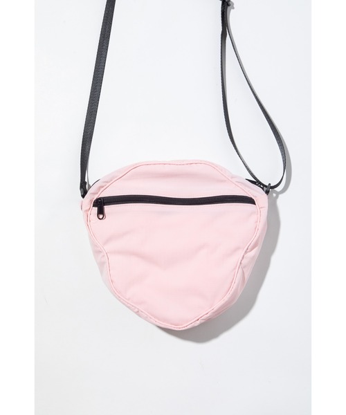 WCJ(ダブルシージェイ)の「Disney / FACE DESIGN SHOULDER BAG(S)(ショルダーバッグ・レディース・ピンク/グレー/ブルー/イエロー/レッド/グリーン・FREE)」の19枚目の写真