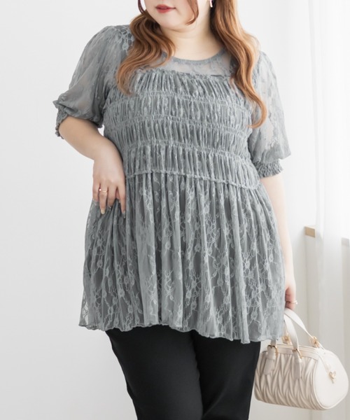 CLETTE(クレット)の「CLETTEオリジナルクロスフラワーレースシャーリングブラウス(シャツ/ブラウス・レディース・ブルー/ブラック/アイボリー/ラベンダー・4L/3L/LL)」の3枚目の写真