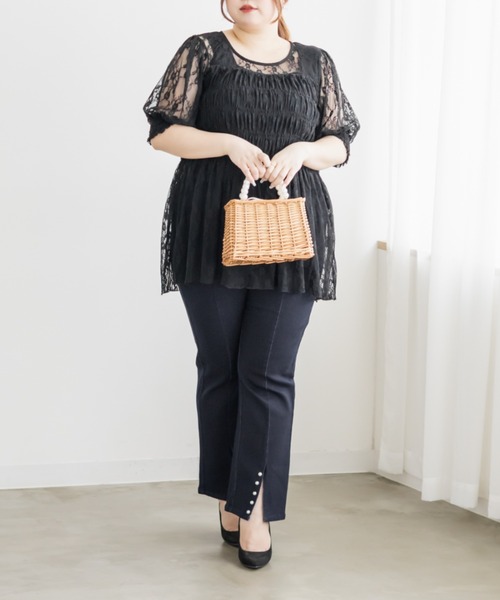CLETTE(クレット)の「CLETTEオリジナルクロスフラワーレースシャーリングブラウス(シャツ/ブラウス・レディース・ブルー/ブラック/アイボリー/ラベンダー・4L/3L/LL)」の11枚目の写真