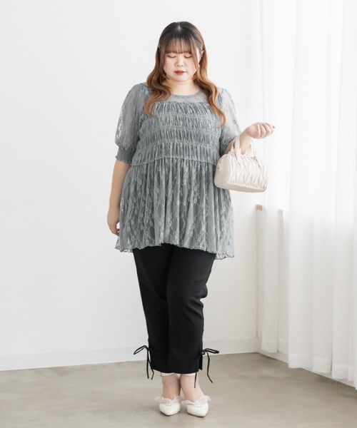 CLETTE(クレット)の「CLETTEオリジナルクロスフラワーレースシャーリングブラウス(シャツ/ブラウス・レディース・ブルー/ブラック/アイボリー/ラベンダー・4L/3L/LL)」の16枚目の写真