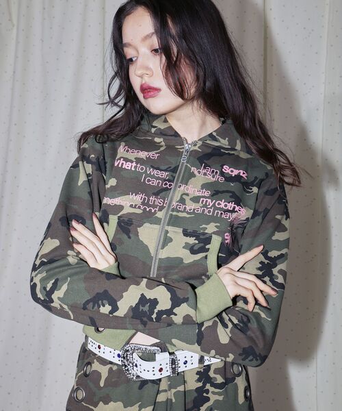 SEQUENZ（シークエンズ）の「＊新色追加【sqnz（エスキュンズ）】sqnz eyelet fit zip pk / レディース ジップパーカー フーディ ハトメ スタッズ ダフルジップ 裏起毛 ≪SET UP着用可能≫（パーカー・レディース・その他1/グレー/ブラック/ピンク/ライトグレー・FREE）」の5枚目の写真