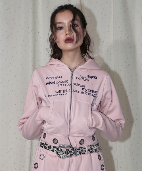 SEQUENZ（シークエンズ）の「＊新色追加【sqnz（エスキュンズ）】sqnz eyelet fit zip pk / レディース ジップパーカー フーディ ハトメ スタッズ ダフルジップ 裏起毛 ≪SET UP着用可能≫（パーカー・レディース・その他1/グレー/ブラック/ピンク/ライトグレー・FREE）」の4枚目の写真