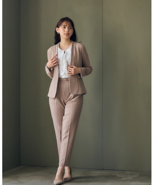 12Twelve Agenda（トゥエルブ　アジェンダ）の「ウォッシャブルハイストレッチジョーゼットカラーレスジャケット（ノーカラージャケット・レディース・ベージュ/チャコールグレー・M/S）」の10枚目の写真