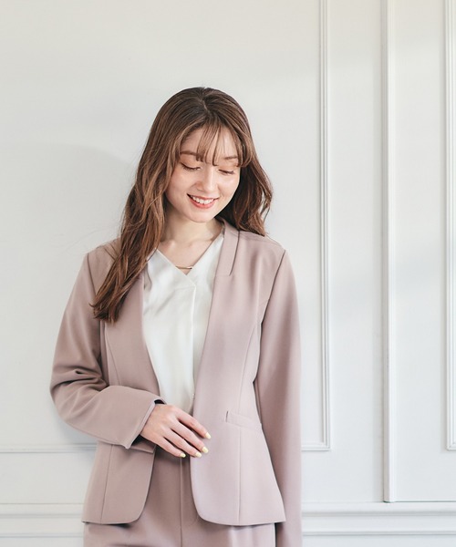 12Twelve Agenda(トゥエルブ アジェンダ)の「ウォッシャブルハイストレッチジョーゼットカラーレスジャケット(ノーカラージャケット・レディース・ベージュ/チャコールグレー/ネイビー・M/S)」の15枚目の写真