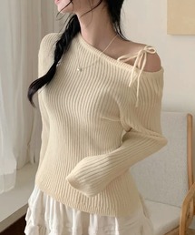 ALTROSE（アルトローズ）の「リブニット ワンショルダー リボン 肩出し 韓国（ニット/セーター）」