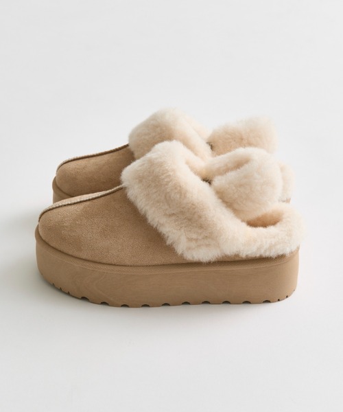 OLIVE des OLIVE(オリーブデオリーブ)の「ムートン2wayサボ(サンダル・レディース・ベージュ/ライトブラウン・SMALL/MEDIUM/LARGE/X-LARGE)」の4枚目の写真