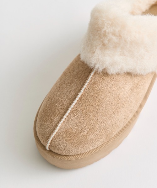 OLIVE des OLIVE(オリーブデオリーブ)の「ムートン2wayサボ(サンダル・レディース・ベージュ/ライトブラウン・SMALL/MEDIUM/LARGE/X-LARGE)」の9枚目の写真