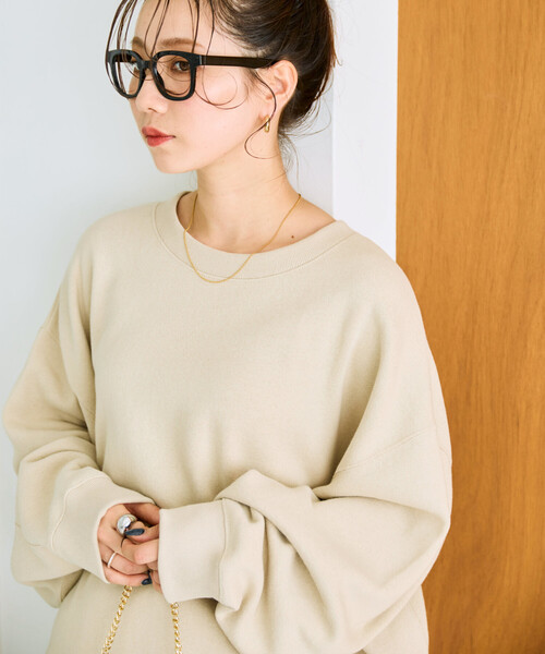 FREAK'S STORE(フリークスストア)の「限定展開 ヘビーウェイト クルーネック スウェット(スウェット・レディース・ベージュ/ネイビー/ピンク/ライトグレー/ブラック/チャコールグレー/グレー/ナチュラル/ブルー/イエロー・フリ-)」の7枚目の写真