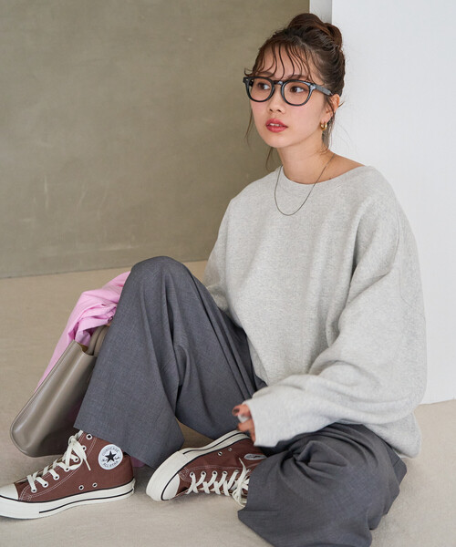 FREAK'S STORE(フリークスストア)の「限定展開 ヘビーウェイト クルーネック スウェット(スウェット・レディース・ベージュ/ネイビー/ピンク/ライトグレー/ブラック/チャコールグレー/グレー/ナチュラル/ブルー/イエロー・フリ-)」の4枚目の写真