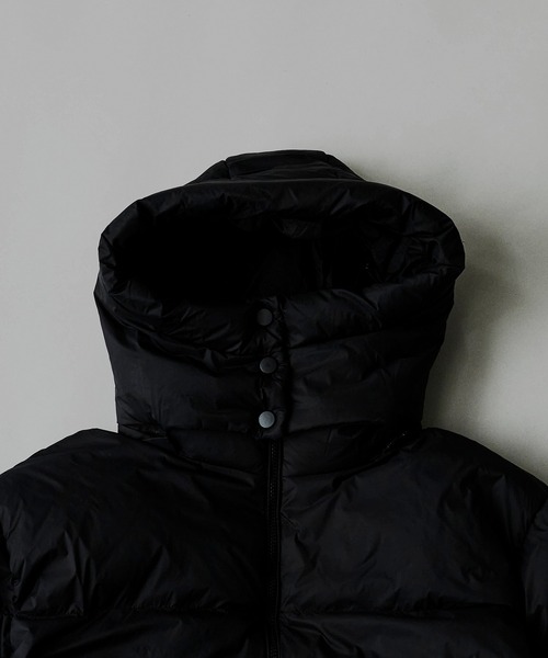 AO2（アオズ）の「2way Hooded mid-length down jacket / 2way フーデッド ミドル丈ダウンジャケット（ダウンジャケット/コート・レディース・ホワイト/ブラック・FREE）」の6枚目の写真