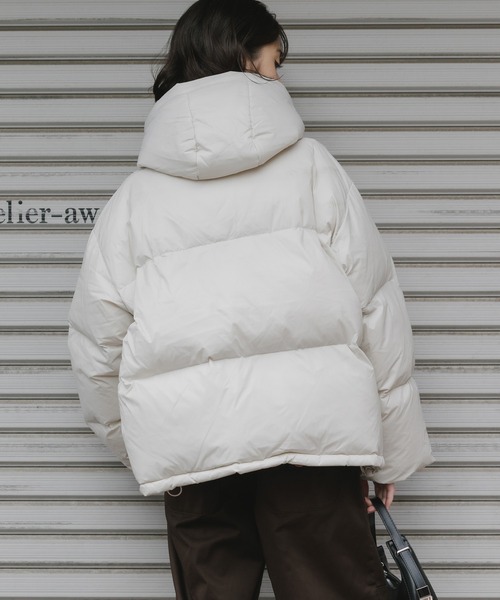 AO2（アオズ）の「2way Hooded mid-length down jacket / 2way フーデッド ミドル丈ダウンジャケット（ダウンジャケット/コート・レディース・ホワイト/ブラック・FREE）」の18枚目の写真