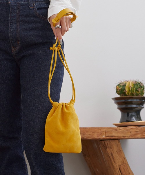 NOTHING WRITTEN(ナッシングリトゥン)の「NOTHING WRITTEN / ナッシングリトゥン Fatu shoulder mini bag(ショルダーバッグ・レディース・マスタード・FREE)」の9枚目の写真