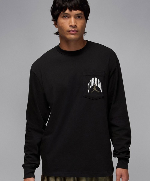JORDAN BRAND(ジョーダンブランド)の「JORDAN BRAND M J BRK RLT LS POCKET CREW / ジョーダン ブランド ジョーダン BRK RLT ポケット L/S クルー / NIKE【SP】(Tシャツ/カットソー・メンズ・ブラック・XXL/XL/L/M/S)」の1枚目の写真