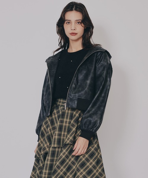 REDYAZEL（レディアゼル）の「ヴィンテージライクレザーフーディブルゾン（ブルゾン・レディース・ベージュ/ダークブラウン/ブラック・FREE）」の12枚目の写真