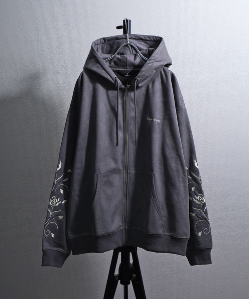 NILWAY（ニルウェイ）の「裏起毛カットスエード フラワー袖刺繍フルジップパーカー（パーカー・メンズ・ネイビー系/チャコールグレー/ブラウン/アイボリー・LARGE/MEDIUM）」の3枚目の写真