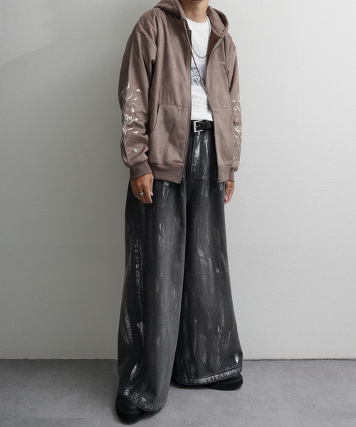 NILWAY（ニルウェイ）の「裏起毛カットスエード フラワー袖刺繍フルジップパーカー（パーカー・メンズ・ネイビー系/チャコールグレー/ブラウン/アイボリー・LARGE/MEDIUM）」の12枚目の写真