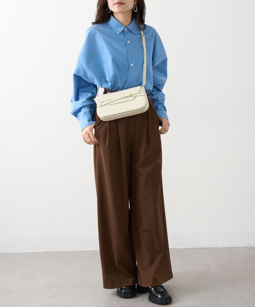 tov（トーヴ）の「【TOV】26SS新作 MIMI POCHETTE（ショルダーバッグ・レディース・グレイッシュベージュ/アイボリー/ブラック・FREE）」の11枚目の写真