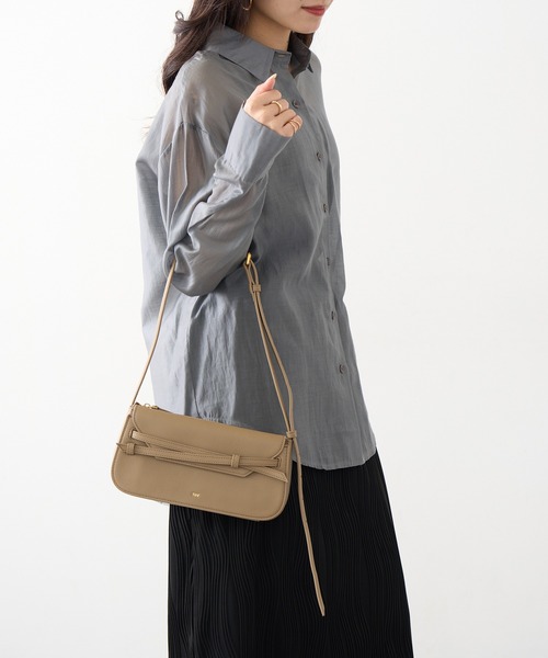 tov（トーヴ）の「【TOV】26SS新作 MIMI POCHETTE（ショルダーバッグ・レディース・グレイッシュベージュ/アイボリー/ブラック・FREE）」の18枚目の写真